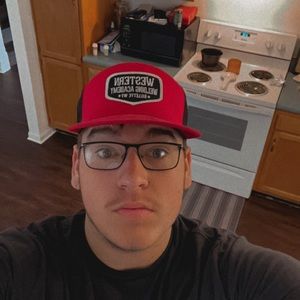 Meet your Posher, Matthew